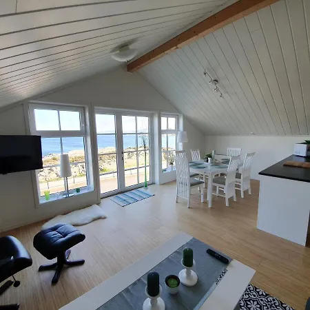 Lauvøy Feriesenter *