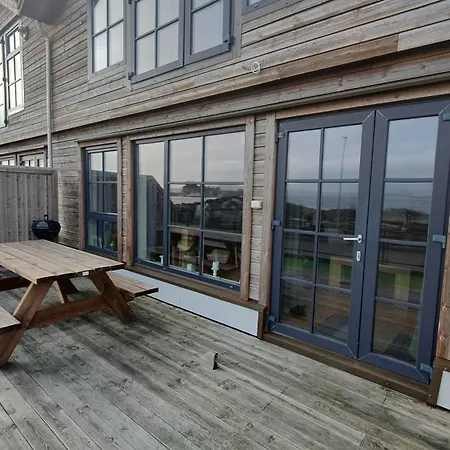 Apartment Lauvøy Feriesenter
