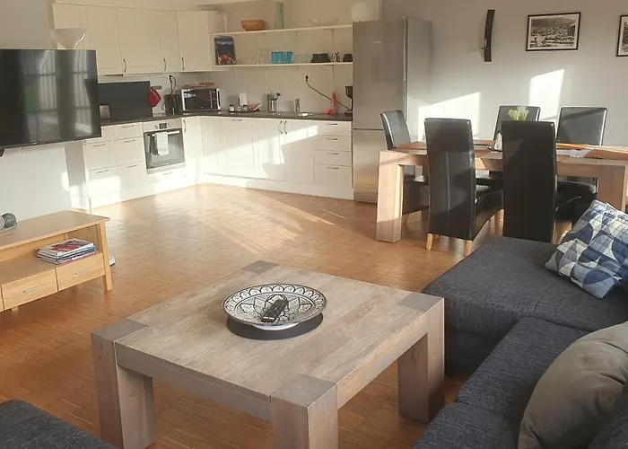 Lauvoy Feriesenter Lägenhet *