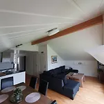 Lauvoy Feriesenter Apartamento *